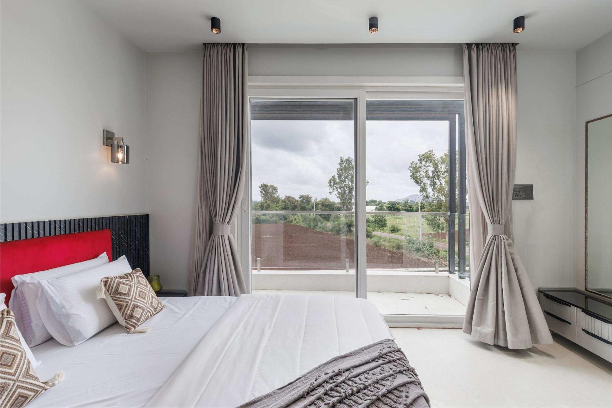Celestial Sapphire Villa Pvt Pool Veg Food 4Bhk Dod Ballāpur 외부 사진
