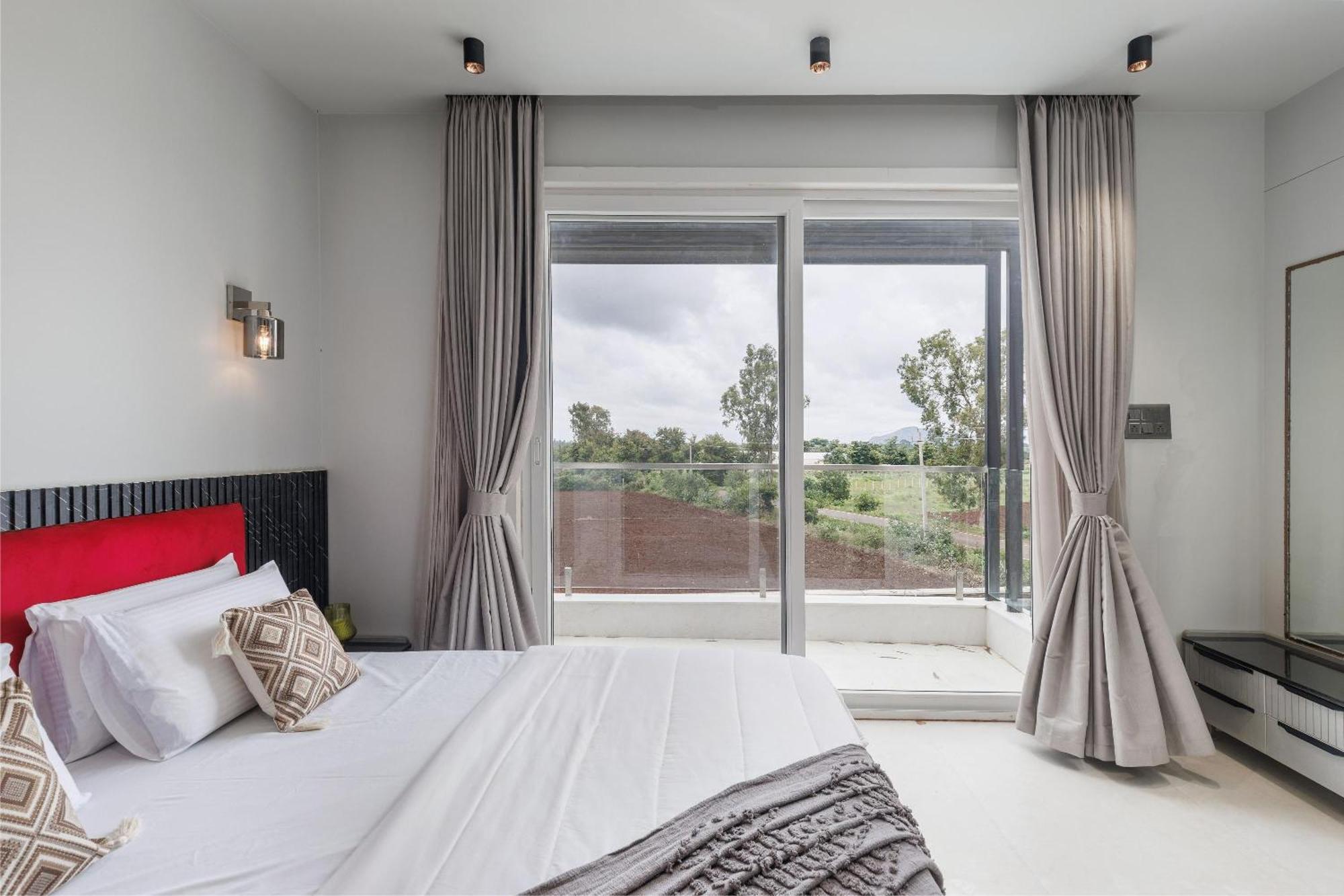 Celestial Sapphire Villa Pvt Pool Veg Food 4Bhk Dod Ballāpur 외부 사진
